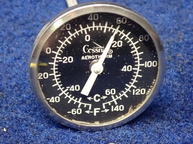 S1322-1 Cessna - OUTSIDE AIR TEMP GAGE